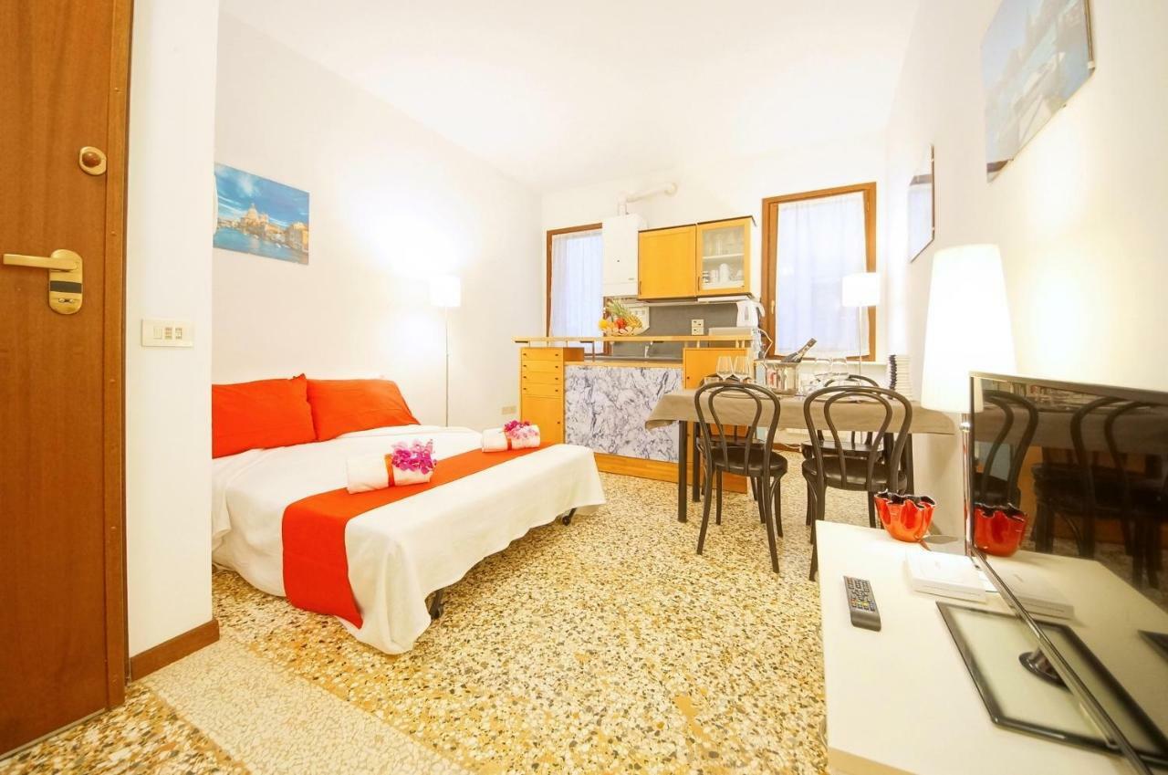 Santa Marina Apartment Rialto Venice Exterior photo
