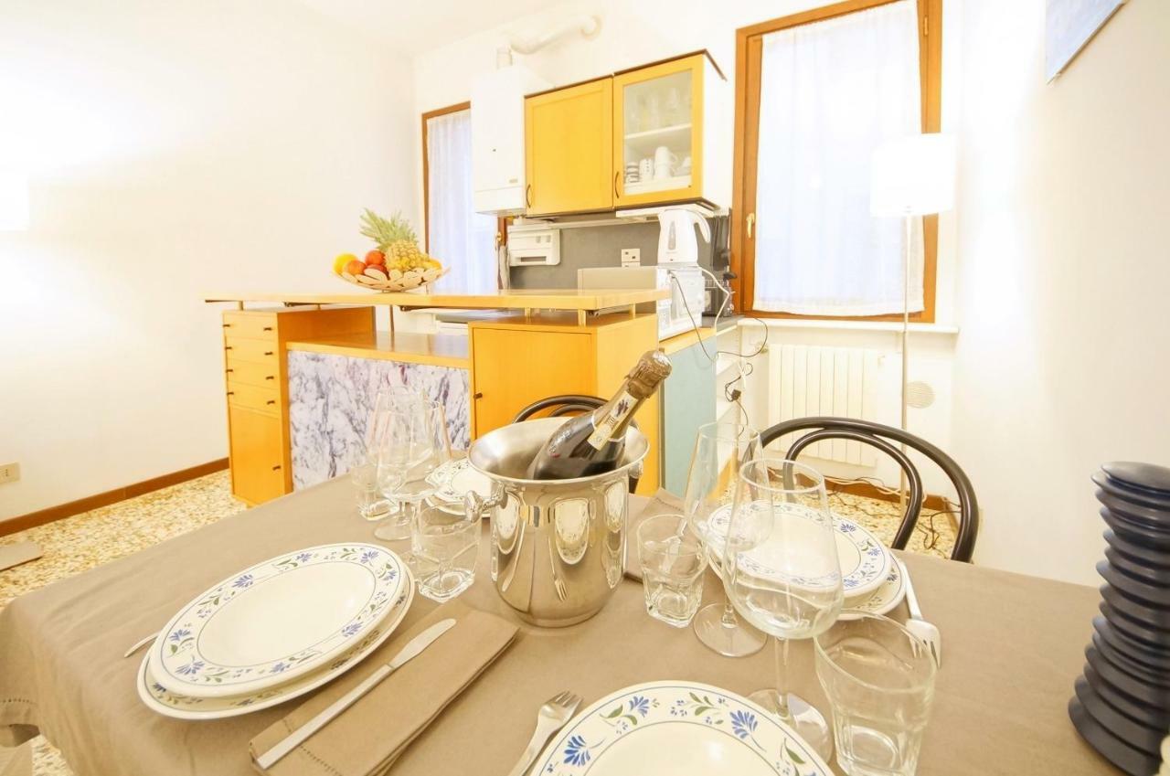 Santa Marina Apartment Rialto Venice Exterior photo